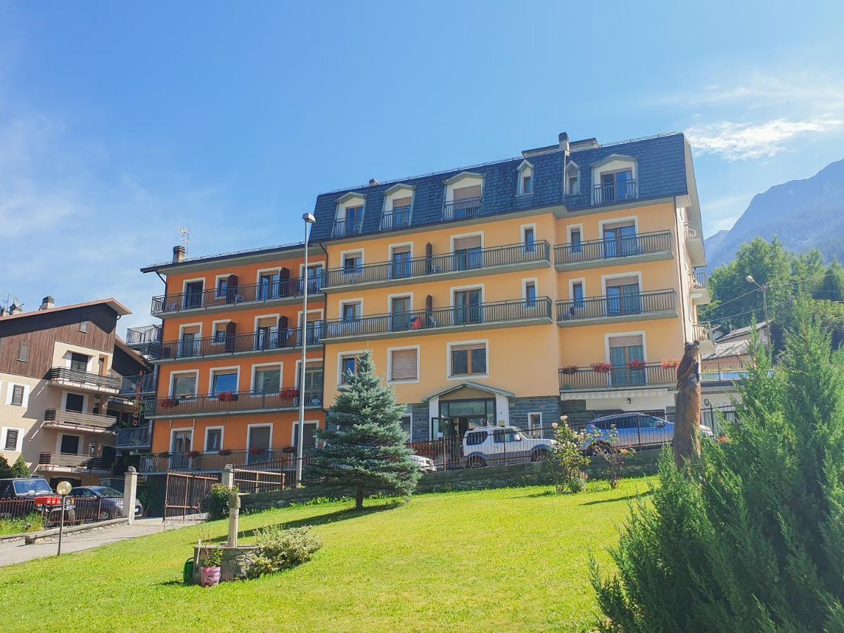 Hotel Fior di Monte Caspoggio Bagian luar foto