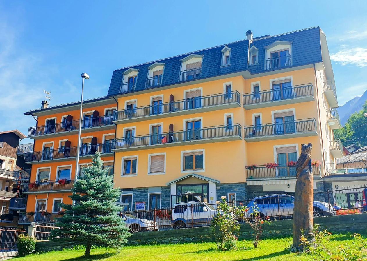 Hotel Fior di Monte Caspoggio Bagian luar foto